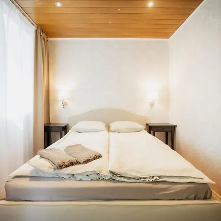 Nautika קורסארה